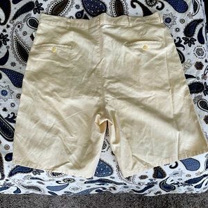 Cream color cotton linen shorts. Size 40, no marks, no stains.